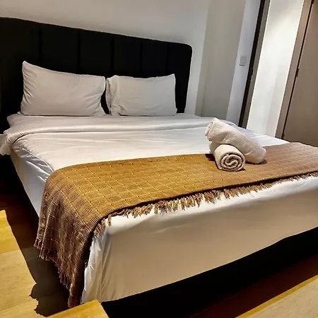 Sky Suites Klcc By Luxury Stay Kuala Lumpur Exterior photo