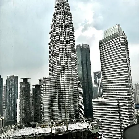 Sky Suites Klcc By Luxury Stay Kuala Lumpur Exterior photo